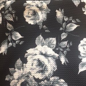 Small LuLaRoe Cassie skirt